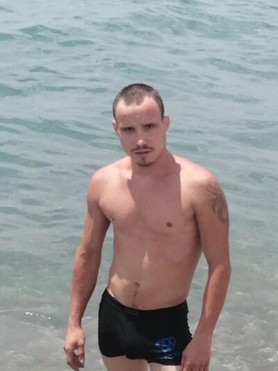  ,   Mikhail, 34 ,     , c 