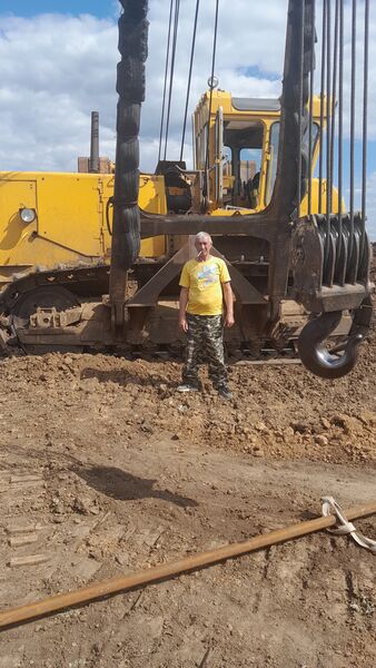  ,   Boris, 62 ,   , 
