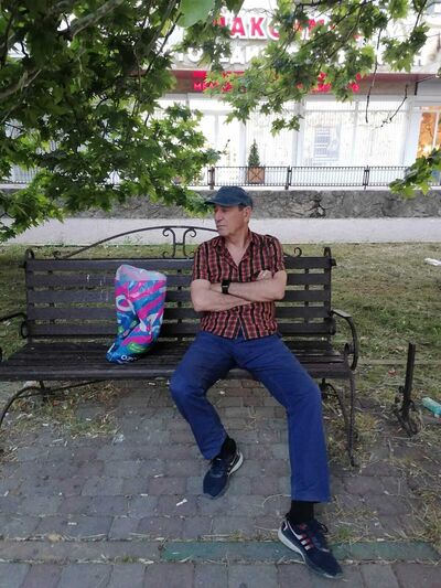  ,   Victor, 70 ,   ,   