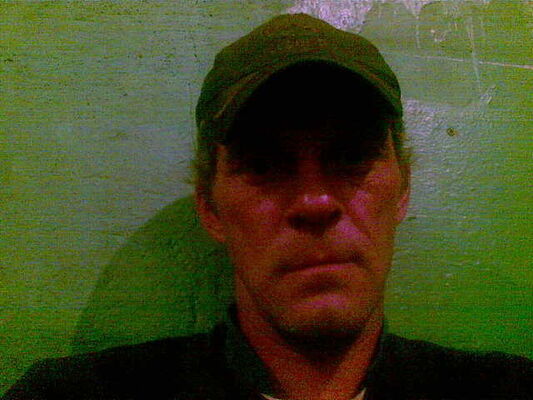   ,   Tom, 49 ,   