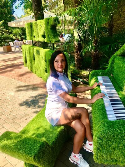  ,   Elena, 34 ,   ,   