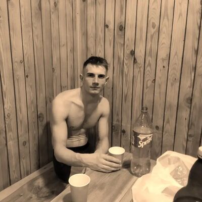  ,   Alexander, 25 ,   ,   