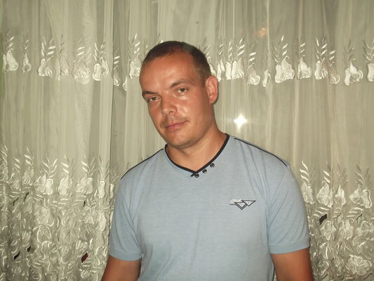  ,   Valeriu, 43 ,   