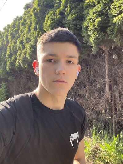  ,   Vova, 18 ,   ,   
