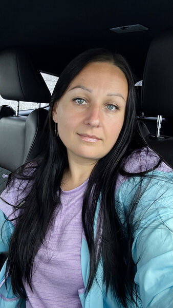 ,   Lesia, 43 ,     , c 