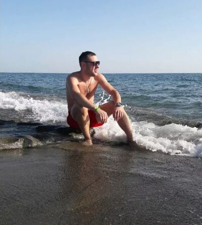  ,   Maxim, 38 ,   ,   