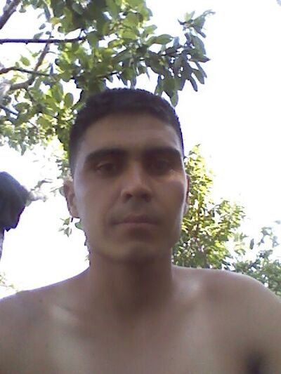  -,   Kent, 37 ,   
