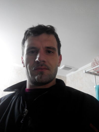  ,   Sergiu, 33 ,     , c 