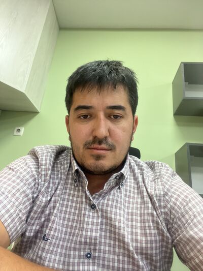  ,   Khann, 37 ,   ,   , c 