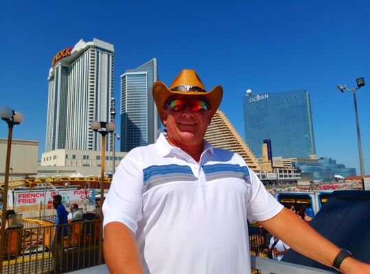  New York City,   Gary, 50 ,   