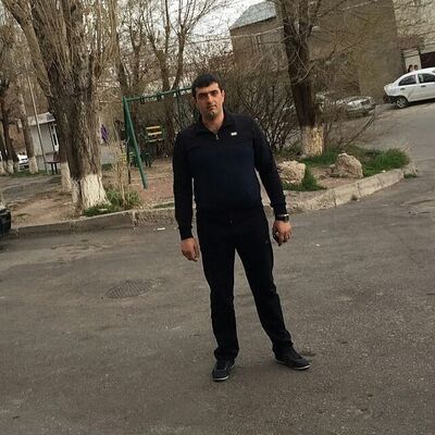  ,   Levon, 36 ,   ,   , c 