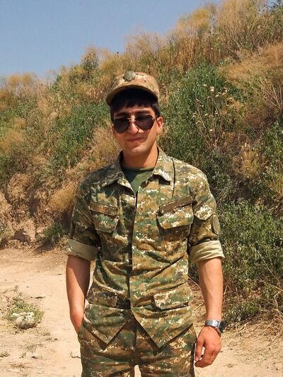  ,   Armen, 28 ,   ,   , c 