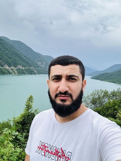  ,   Emir, 30 ,   ,   , c 