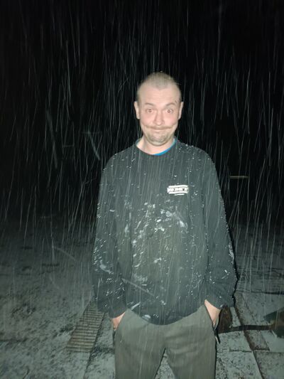  ,   Aleksejs, 28 ,   ,   