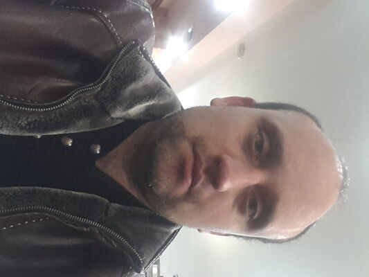 ,   Denis, 42 ,   ,   , c 