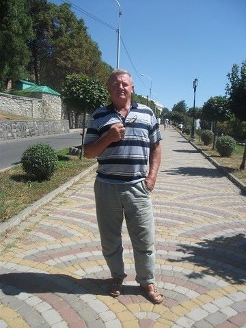  9565540  Vladimir, 70 ,    