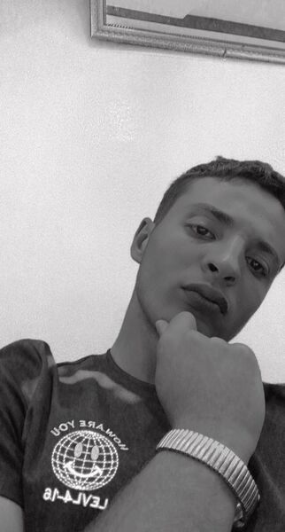  ,   Yassine, 25 ,   ,   