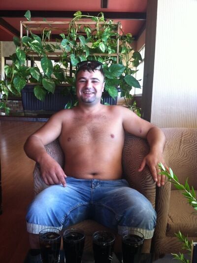  ,   Viktor, 35 ,   ,   , c , 