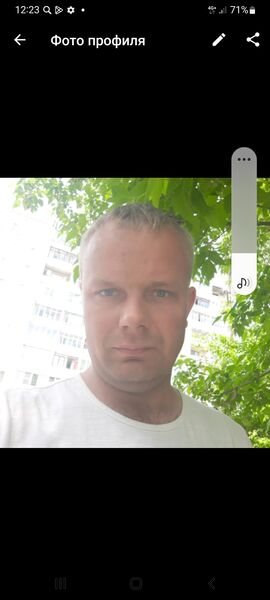  ,   Viktor, 35 ,   c 