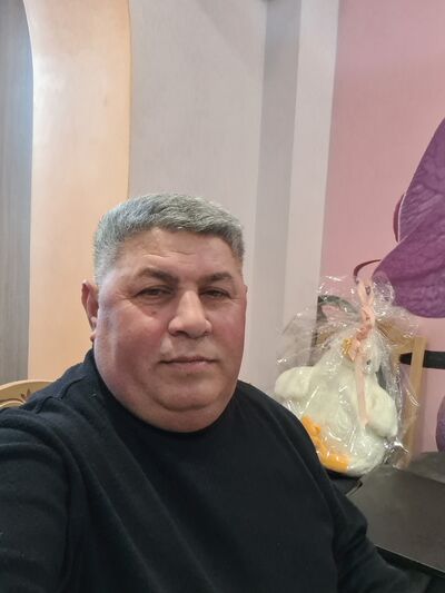  ,   Dikson, 46 ,   ,   
