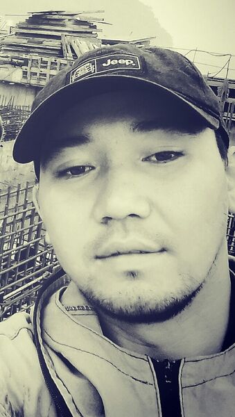 ,   Erlan, 30 ,   ,   , c , 