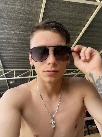  --,   , 28 ,     , c , 