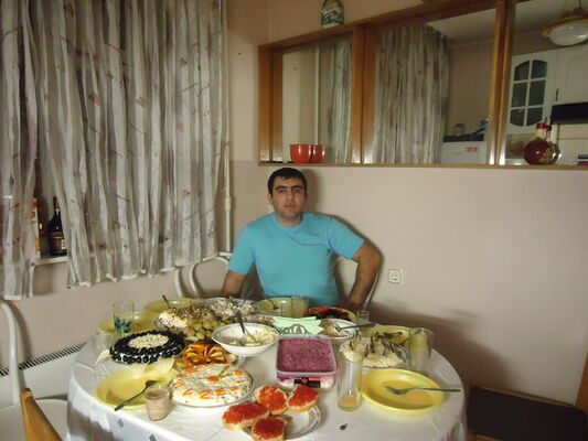  ,   Arman, 37 ,   