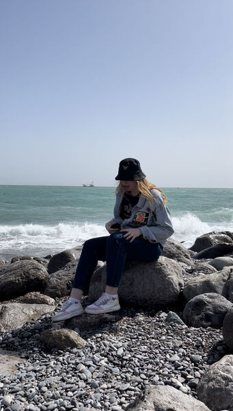  -,   Mari, 28 ,     , 