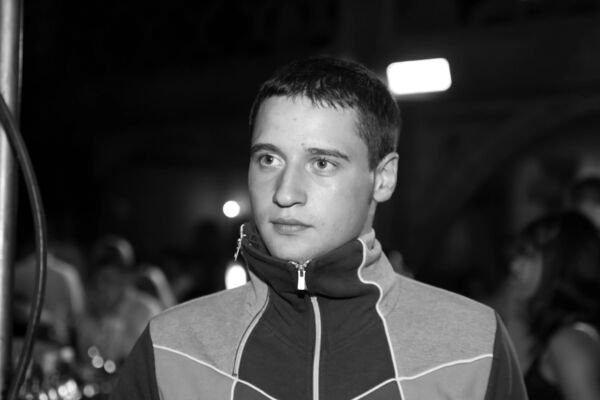  -,   , 33 ,   ,   