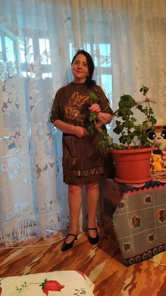  ,   Cristina, 68 ,   ,   , c 