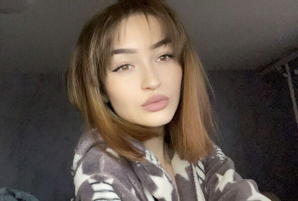  ,   Marina, 23 ,   c , 