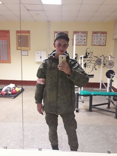  -,   Alexander, 26 ,   ,   , c 