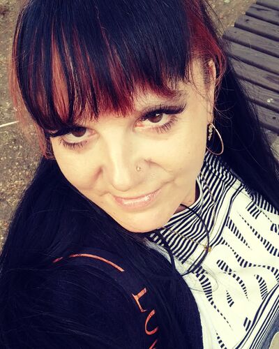  ,   Lana, 40 ,   ,   , c , 