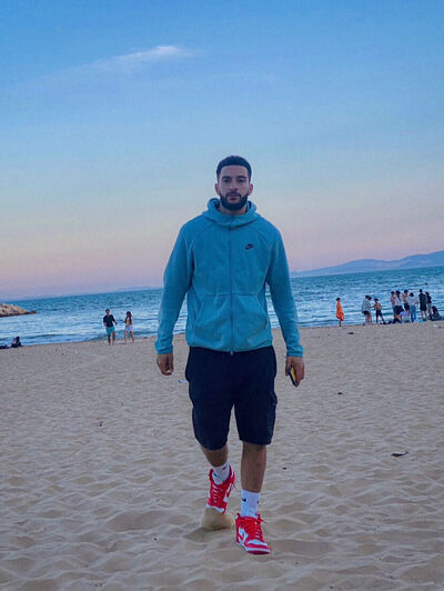  ,   Bechir, 24 ,   ,   , c 