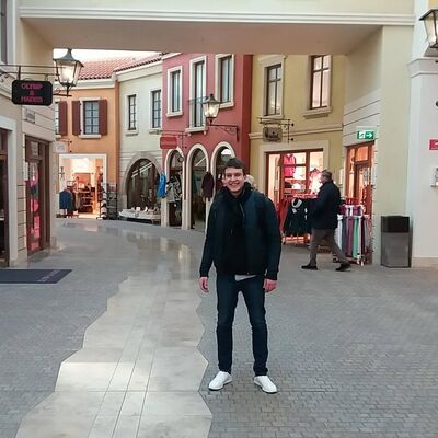  ,   Pjotr, 37 ,   c , 