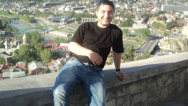  ,   Goga, 41 ,   