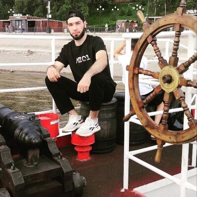  ,   Farxod, 26 ,   ,   