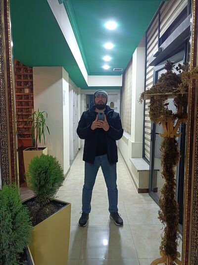  ,   Anar, 32 ,     , c 