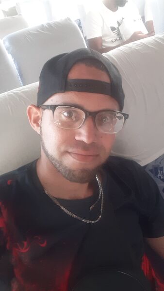  ,   Maikel, 32 ,   ,   