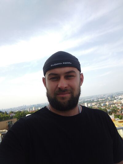  ,   Ivan, 33 ,   ,   