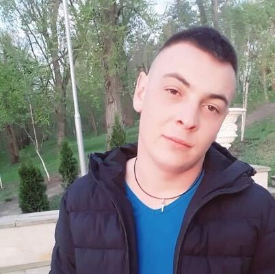  ,   Dorin, 37 ,   ,   