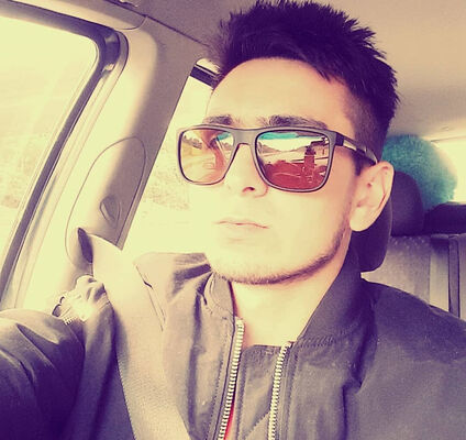  ,   Rustam, 33 ,   ,   , c , 