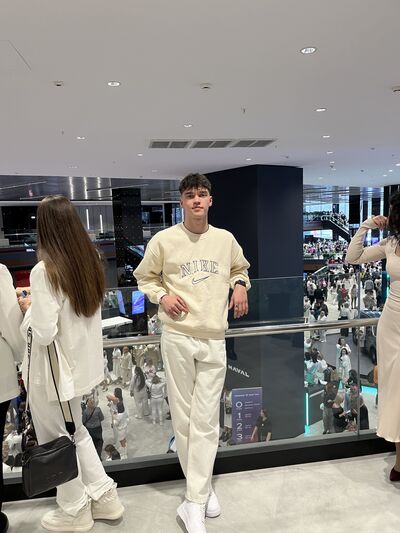  ,   , 22 ,   ,   