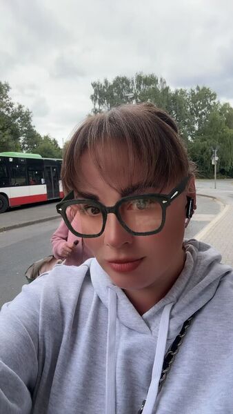  Natland,   Tetiana, 37 ,   ,   