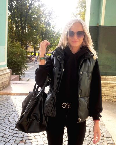  ,   Emilia, 26 ,   ,   