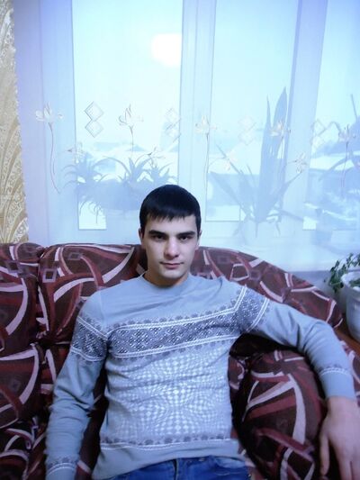  ,   Denis, 31 ,   