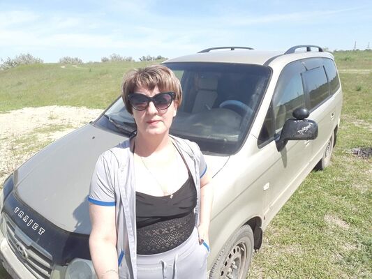  ,   Oksana, 51 ,   c , 