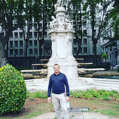  Madrid,   Vitos, 37 ,   ,   