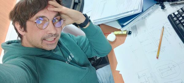  ,   , 37 ,     , c 