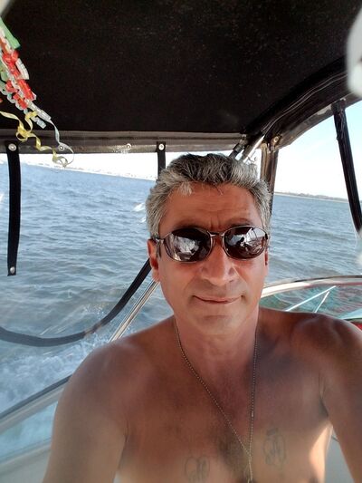  Woodland Hills,   , 61 ,   ,   , c 